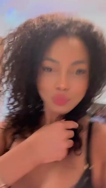 Premium <br> Videos