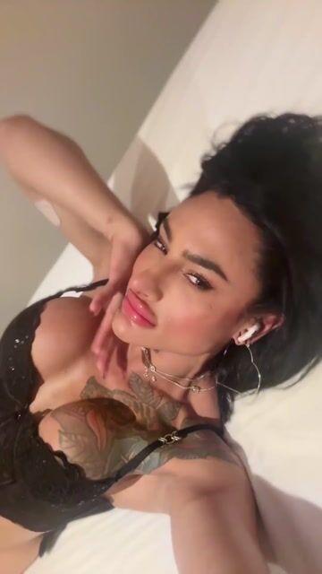Premium <br> Videos
