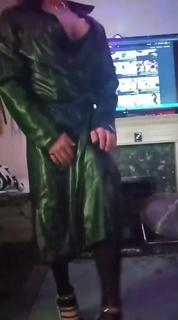 Premium <br> Videos
