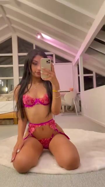 Premium <br> Videos